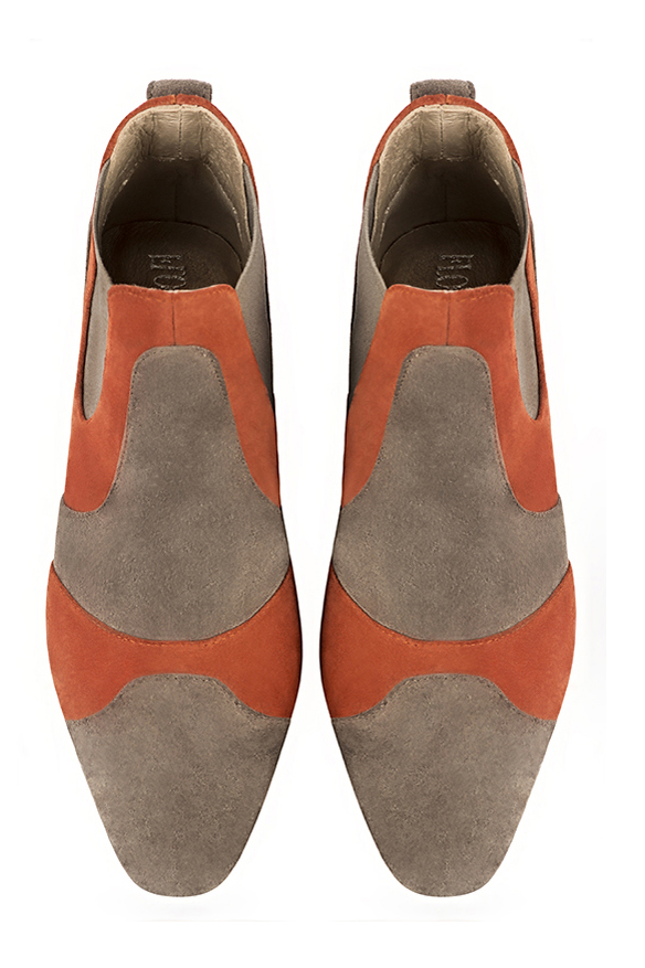 Tan beige, terracotta orange and taupe brown women's ankle boots, with elastics. Round toe. Low flare heels. Top view - Florence KOOIJMAN